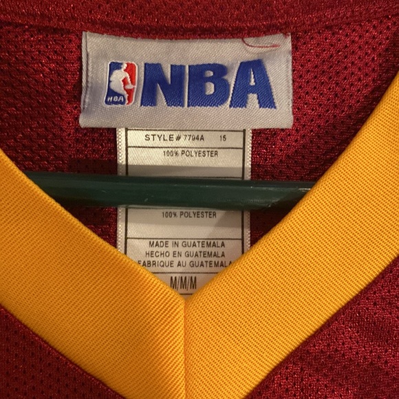 Kyrie Irving Cavs jersey - Picture 4 of 6